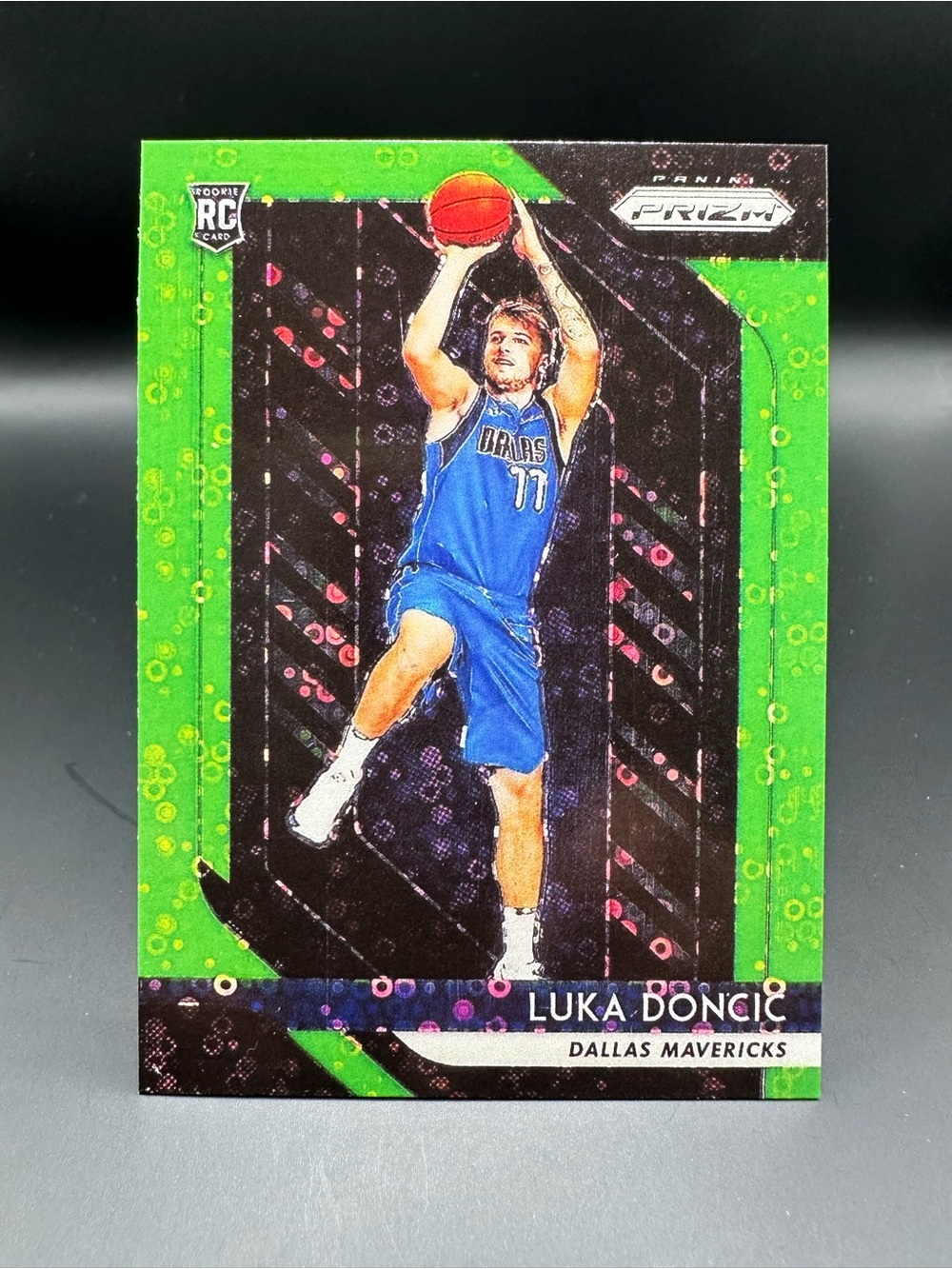 Luka Doncic Rookie 2018/19 Panini #280 Novelty Card.